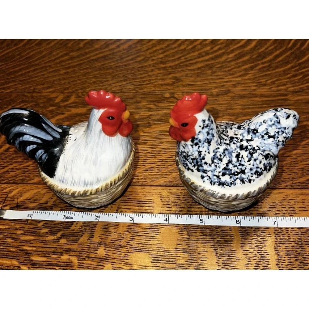 Vintage Rooster Chicken Salt Pepper Shakers Ceramic Basket Cottagecore Country